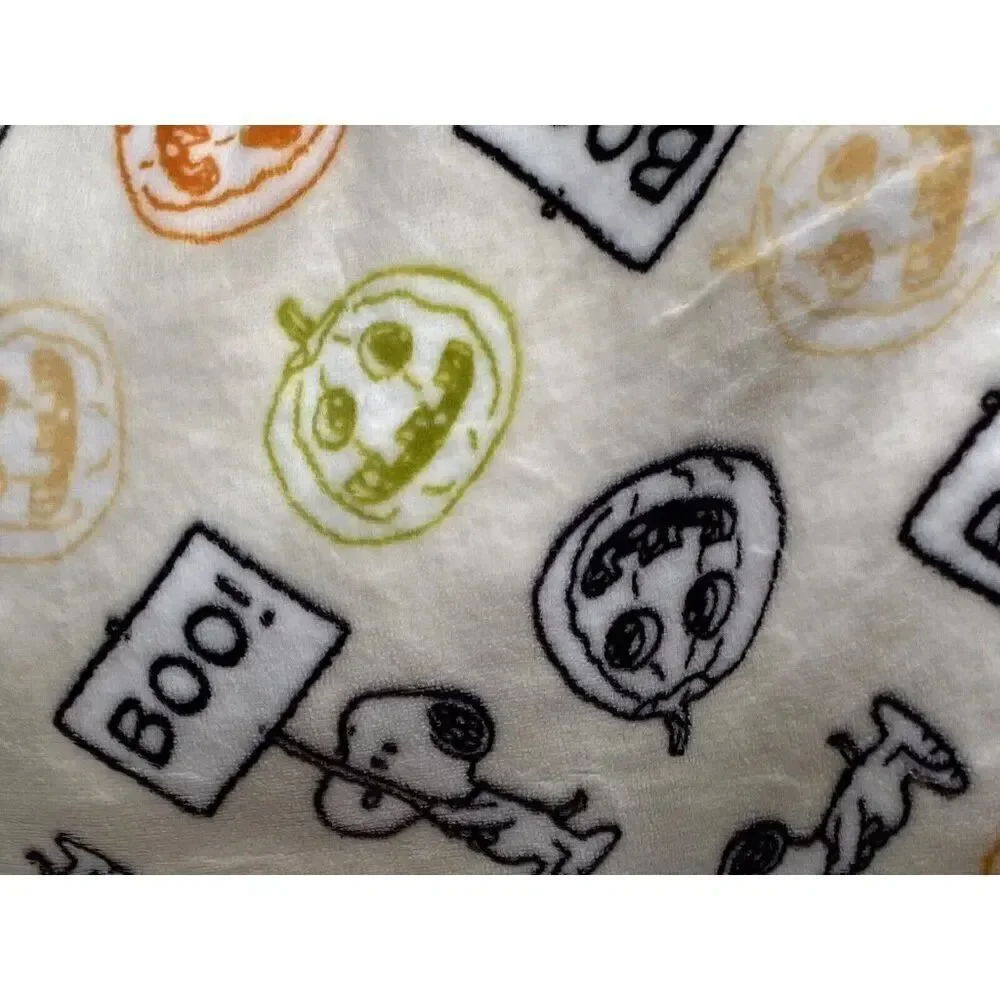 PEANUTS SNOOPY Halloween Dog Cozy Pet BED Super Soft Jack O Lantern BOO 39 X 26”